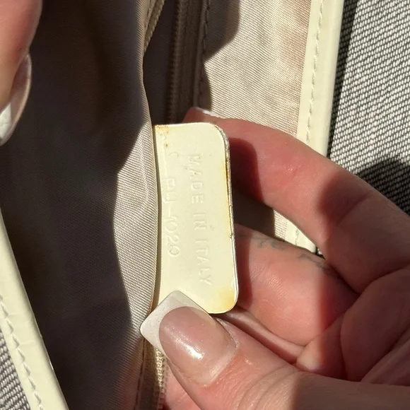 Dior Gray and Cream Shoulder Bag - Picture 5 of 9